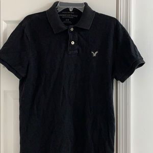 Men’s American Eagle Short Sleeve Shirt.